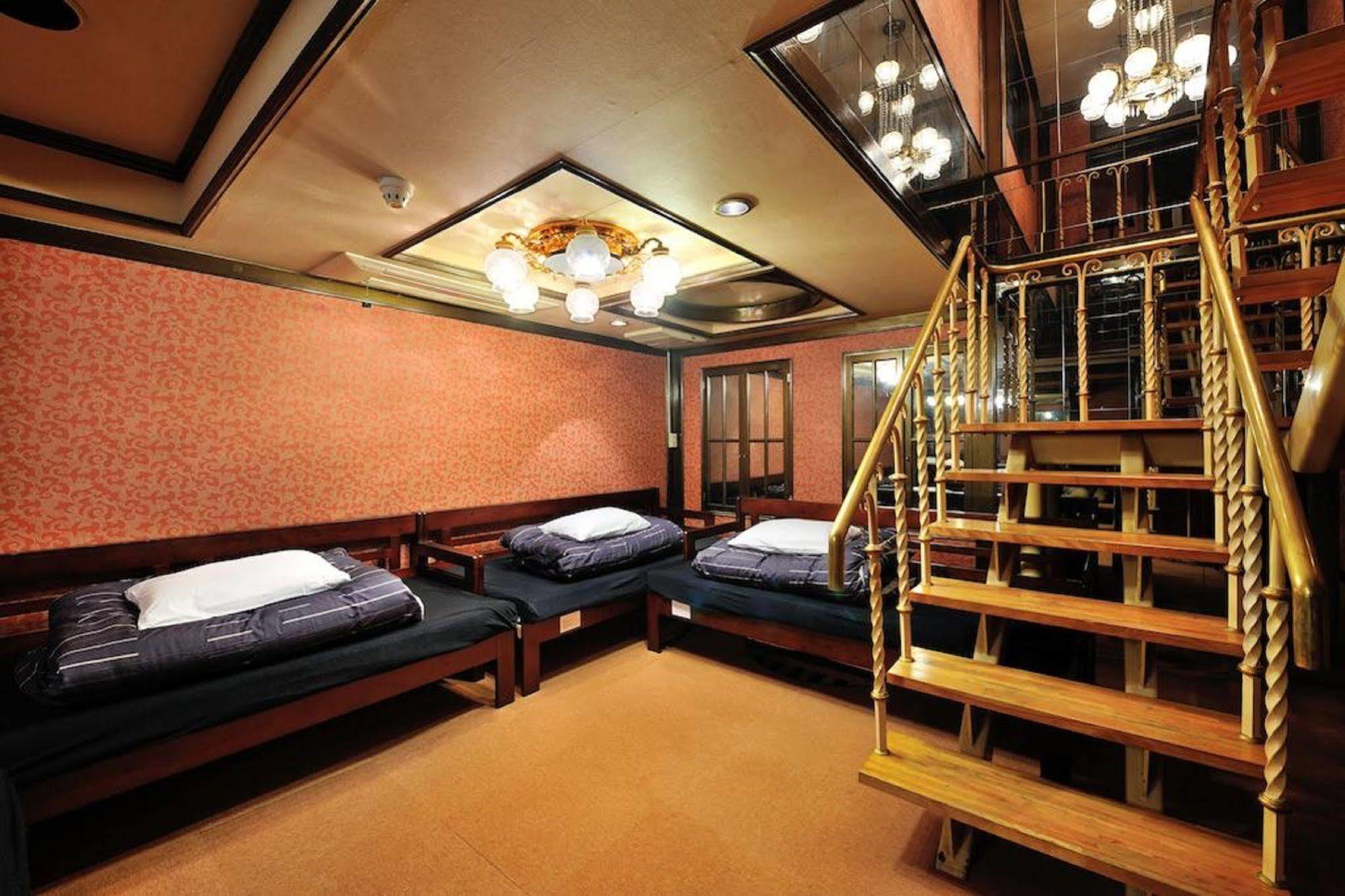 Khaosan World Asakusa Ryokan Tokio Zewnętrze zdjęcie